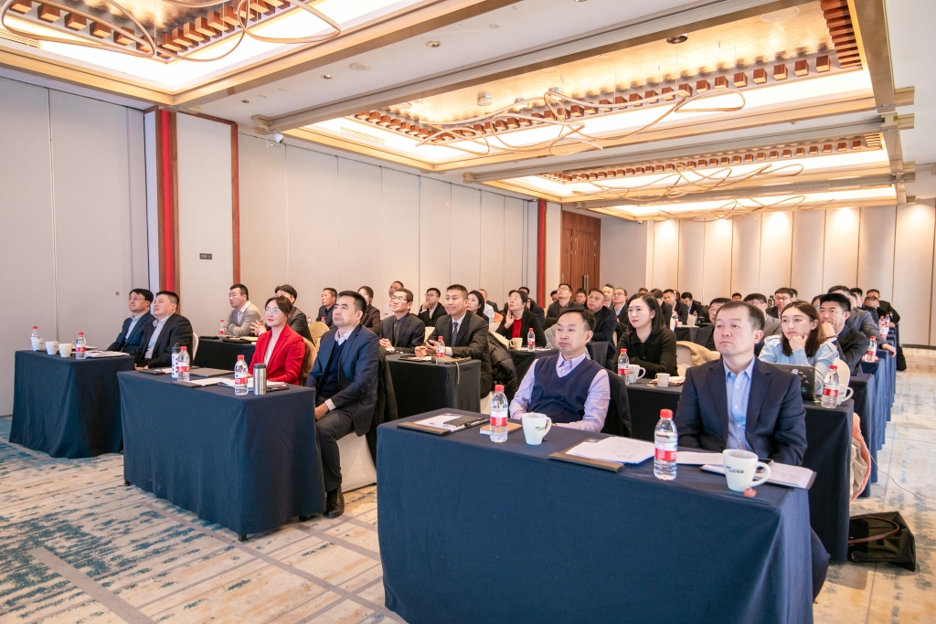 頸復康藥業集團銷售公司召開2025年任務指標及營銷策略大會